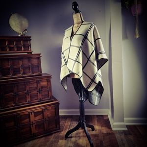 Open-Front Plaid Poncho/Wrap-OS